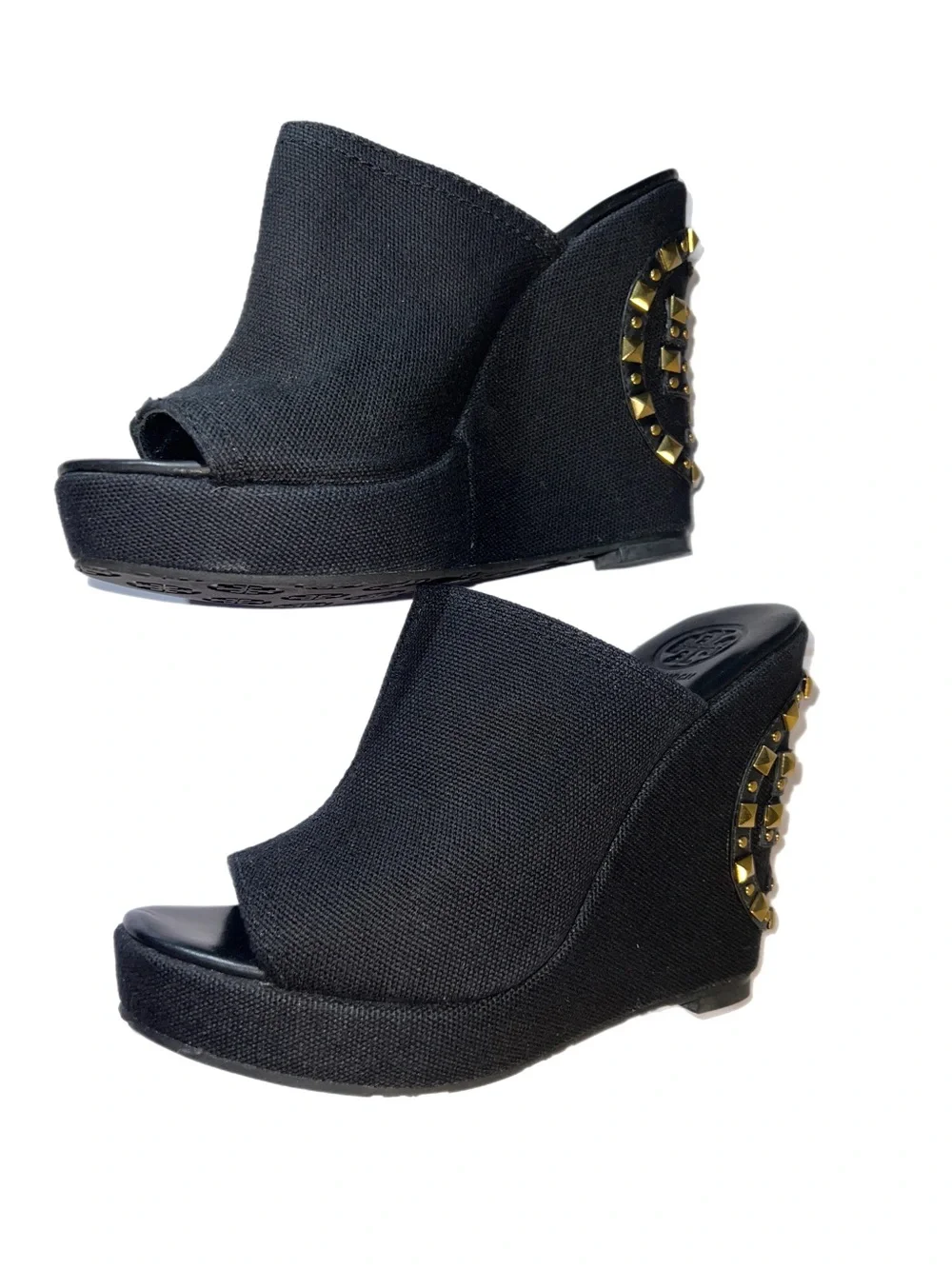 EUC Tory Burch Canvas Meredith Studded Peep-Toe Wedges  Black gold size 7